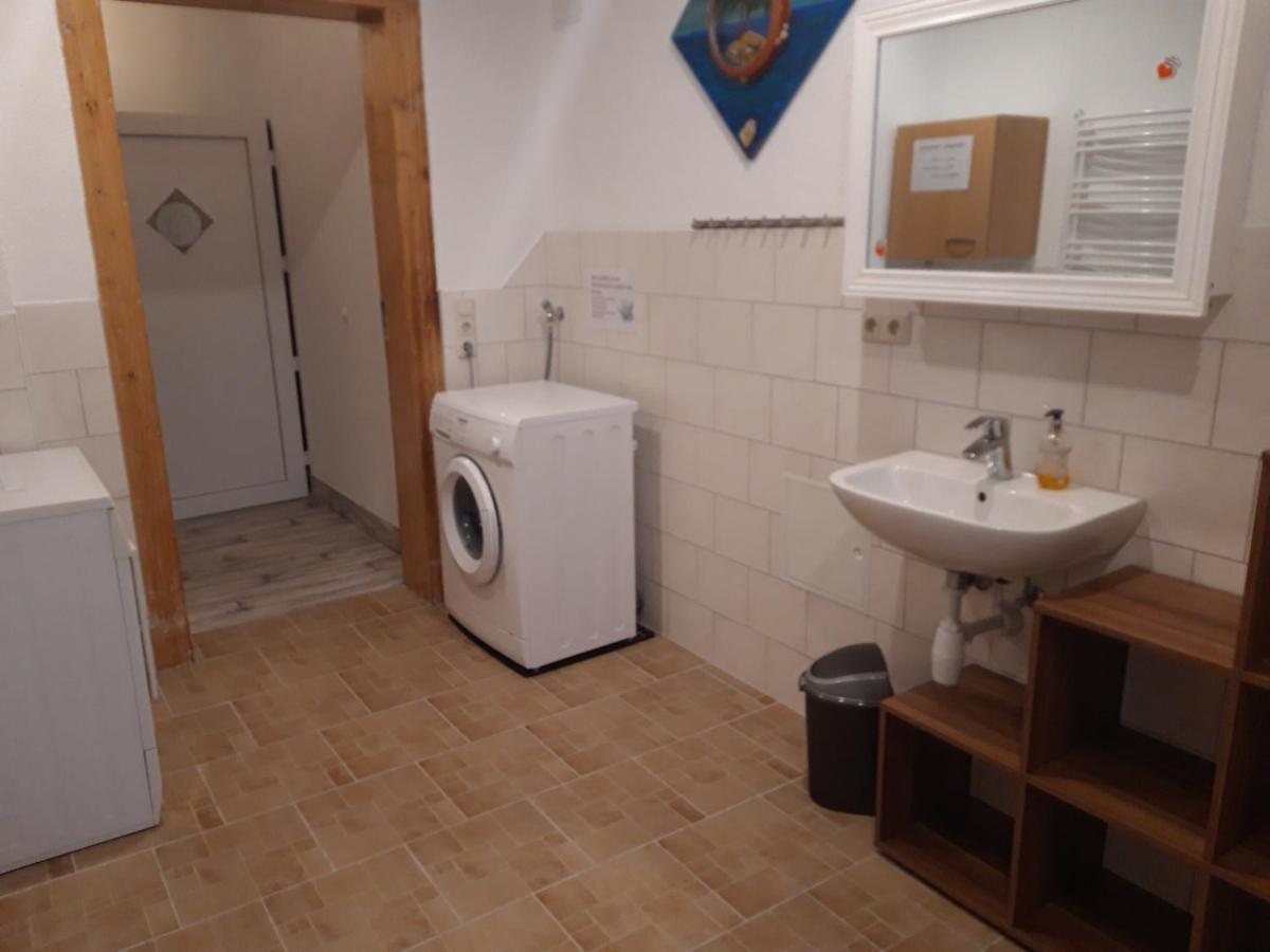 Ferienwohnung Erz-Hostel Thermalbad Wiesenbad Экстерьер фото