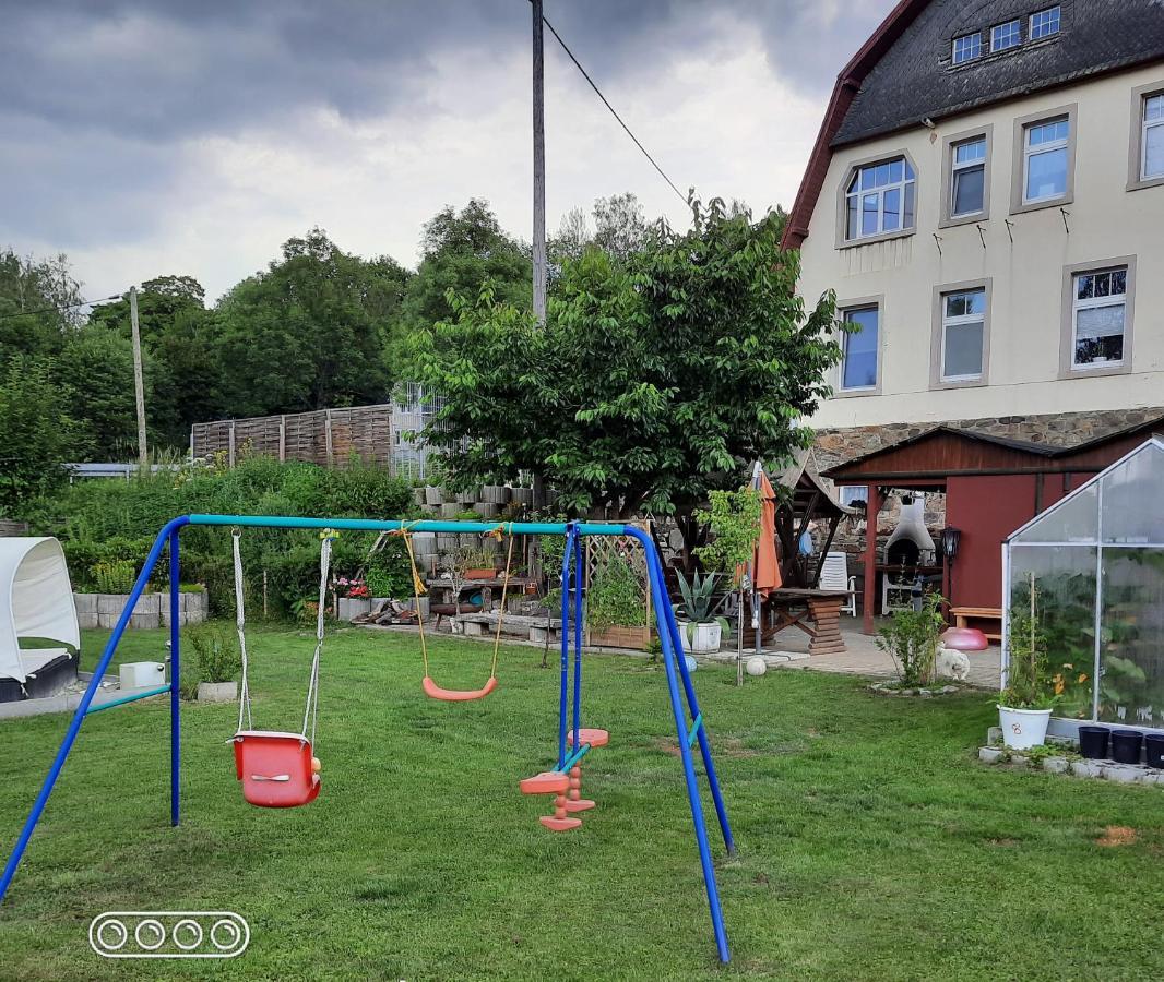 Ferienwohnung Erz-Hostel Thermalbad Wiesenbad Экстерьер фото